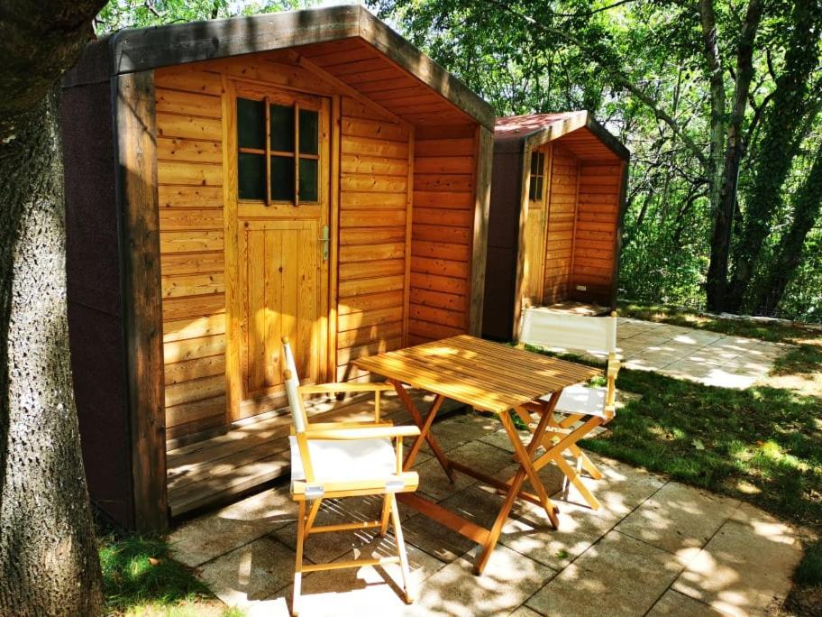 Krasen Kras 104 Resort コメン エクステリア 写真