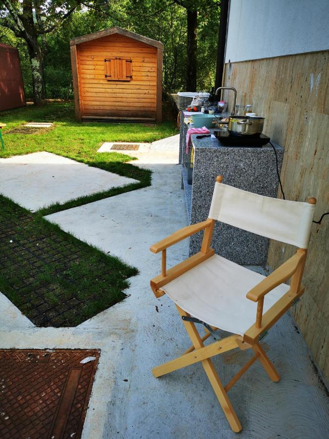 Krasen Kras 104 Resort コメン エクステリア 写真